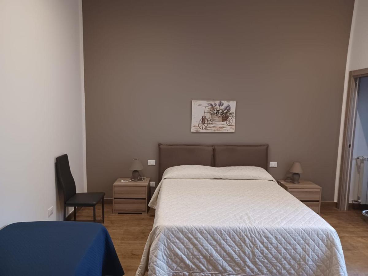 Giorgisa Apartment Palermo Bagian luar foto