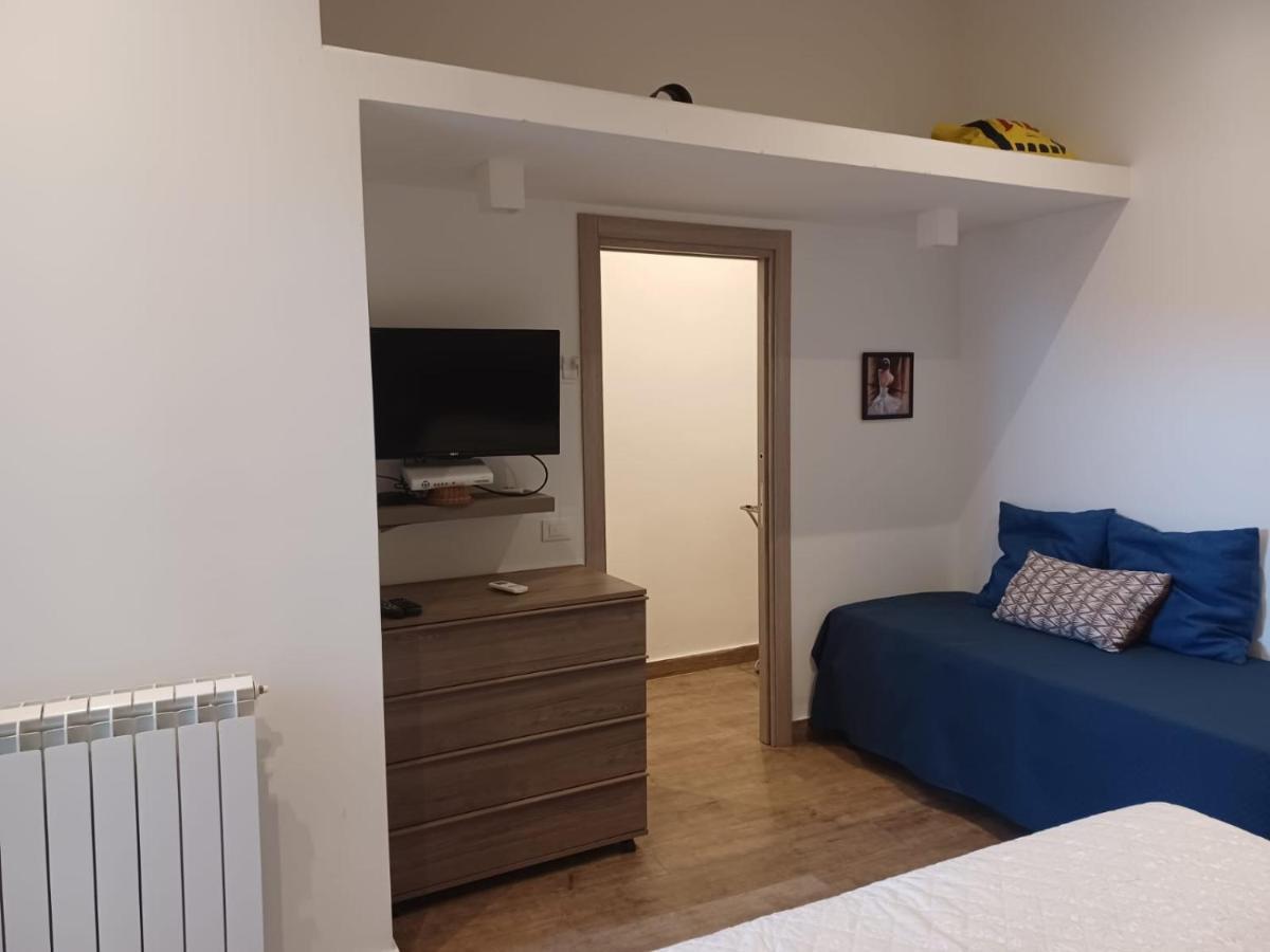Giorgisa Apartment Palermo Bagian luar foto