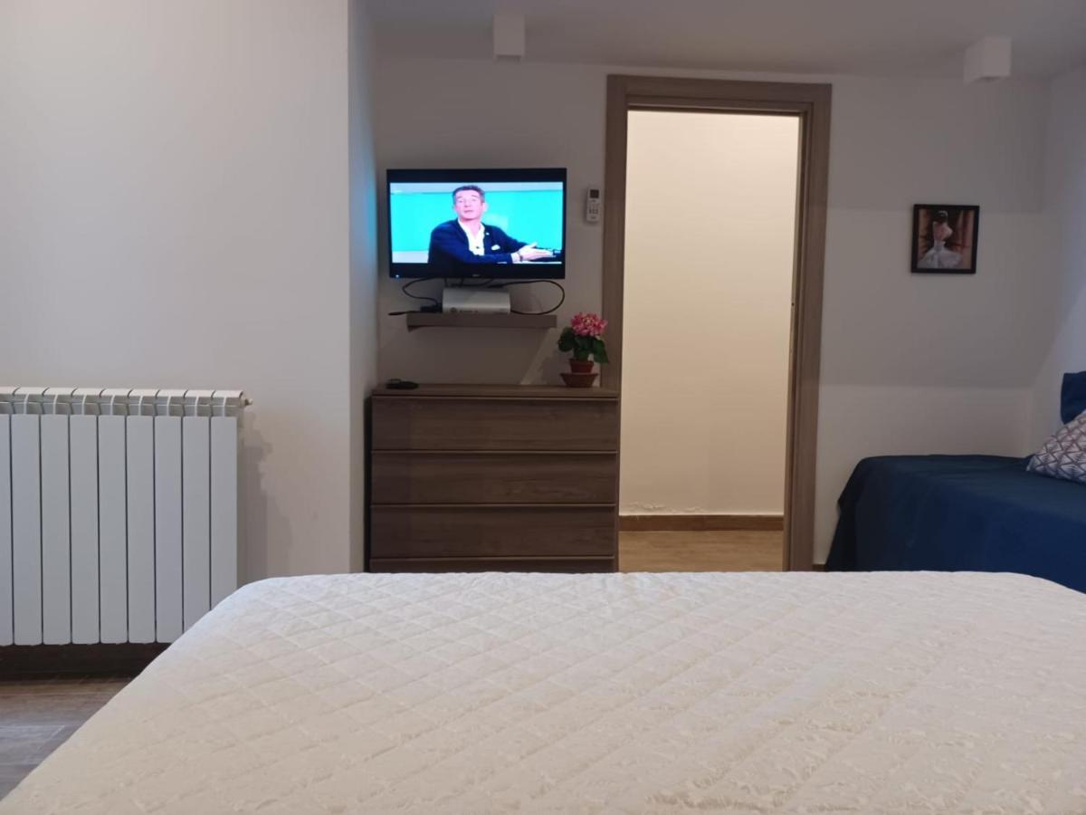 Giorgisa Apartment Palermo Bagian luar foto