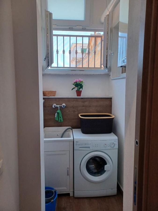 Giorgisa Apartment Palermo Bagian luar foto
